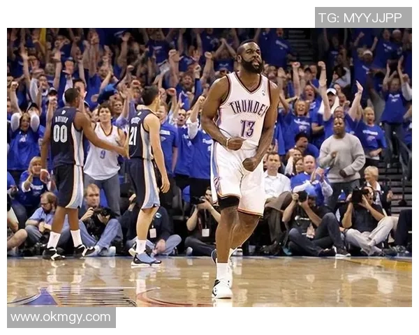 雷霆与灰熊精彩对决比赛录像回顾及精彩瞬间分析